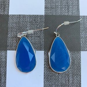 Sentiment stone drop earring
